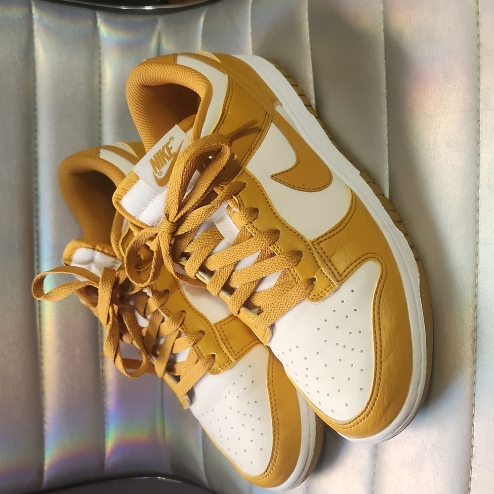 Women's Nike Dunk Low Phantom 👻💛